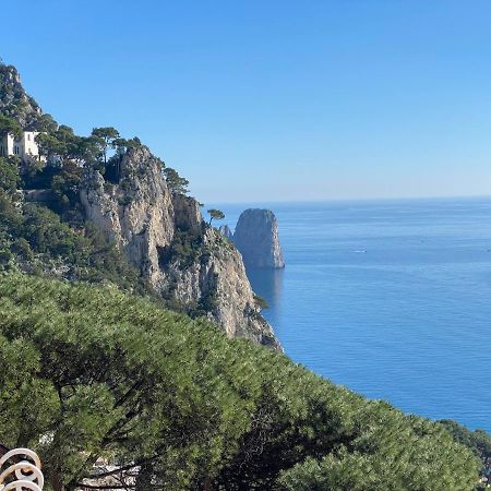 Regina Di Capri - Suite Vista Faraglioni Bagian luar foto